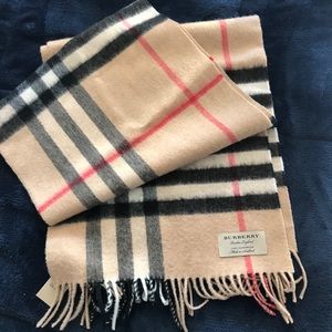 Burberry 100% Cashmere Scarf 168 x 30 cm